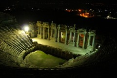 Hierapolis_Tiyatrosu_-7-Large