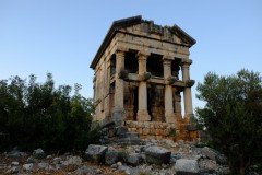 Mezgit-Kalesi-10-Orta
